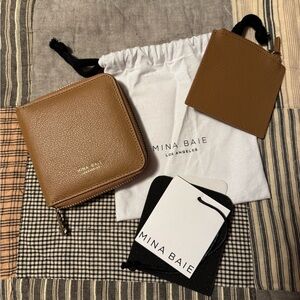 Mina Baie original wallet